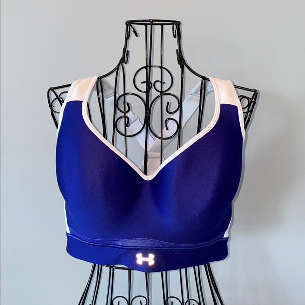 Under Armour Fitted Cup Sports Bra.